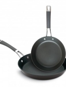Food On Tap – Win an Anolon Skillet Set