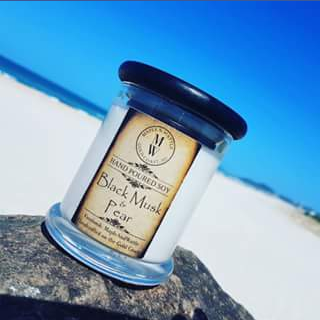 Maple & Wattle – Win a Candle of Your Choice
