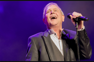 Mix 102.3 – Win a Double Pass to a Day on The Green With The Legendary John Farnham at Peter Lehmann Wines In The Barossa Valley on Saturday November 25 2017.