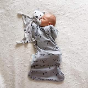 Mum to five – Win a Sleepy Hugs® Sleep Suit From Baby Loves Sleep