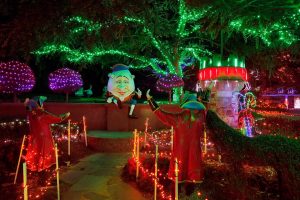 Out & About with Kids – Win 1 of 5 Family Passes to the Hunter Valley Gardens Christmas Lights Spectacular valued at $95 each