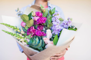 Flower Across Sydney – this Stunning Bouquet to a Lucky Follower Just In Time for Mothers Day
