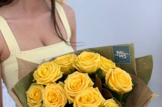 Roses Only – 2 X Yellow Rose Bouquets In Celebration of this Fabulous Spring Event